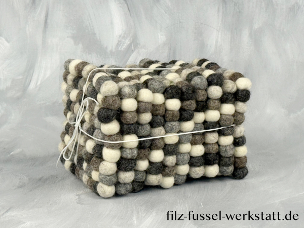 Filz, Glasuntersetzer, Tischdeko, Untersetzer, Filzkugeln, grau/weiß, eckig, Ø 10 cm